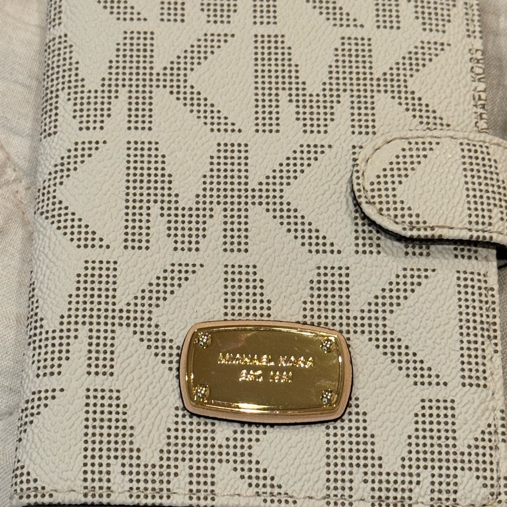 Michael Kors Passport Wallet